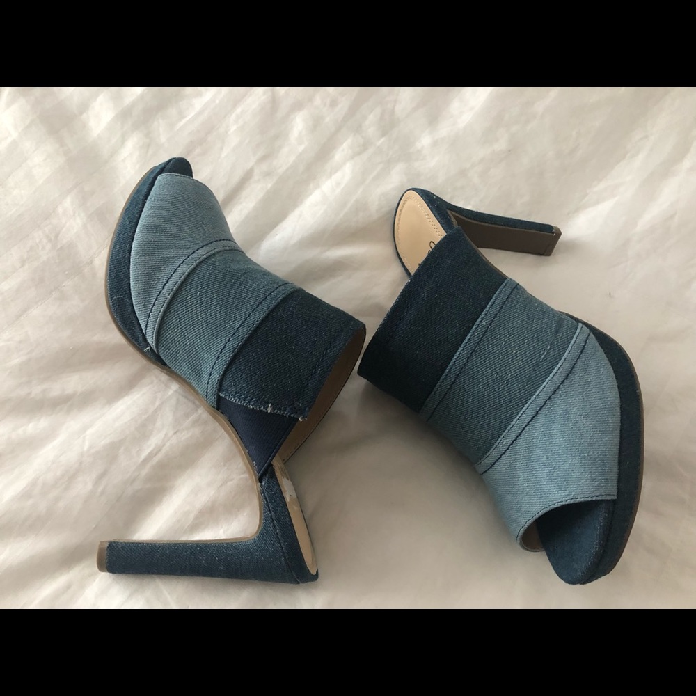 Shoes - Picture 2 of 3